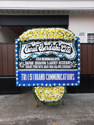 Papan Bunga Duka di Tlahab